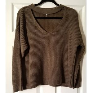 Choker V-neck Sweater
